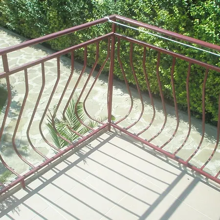 Morski Dar 2* קרנבו