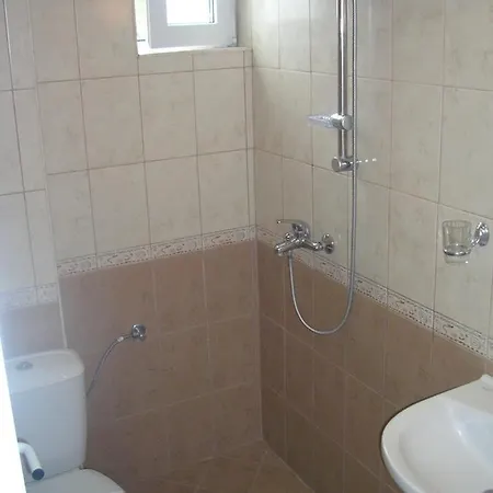 מלון Morski Dar 2*